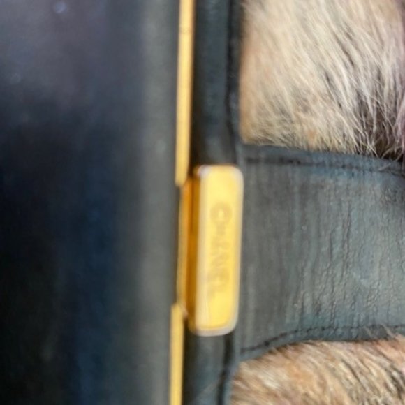 CHANEL VINTAGE BLACK PATENT LEATHER WALLET (AUTHENTIC)- SERIAL NUMBER: 4316566 - Picture 7 of 12